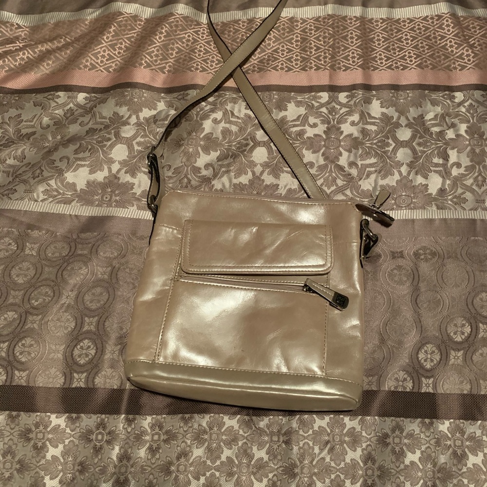 purses/wallet for One Good deal!